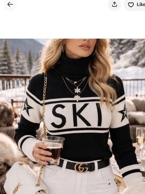 NWT Perfect moment ski sweater in black
